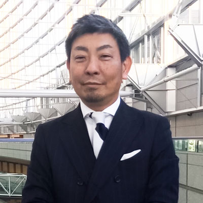 株式会社Hub 4 Beauties代表 谷津  智彦様